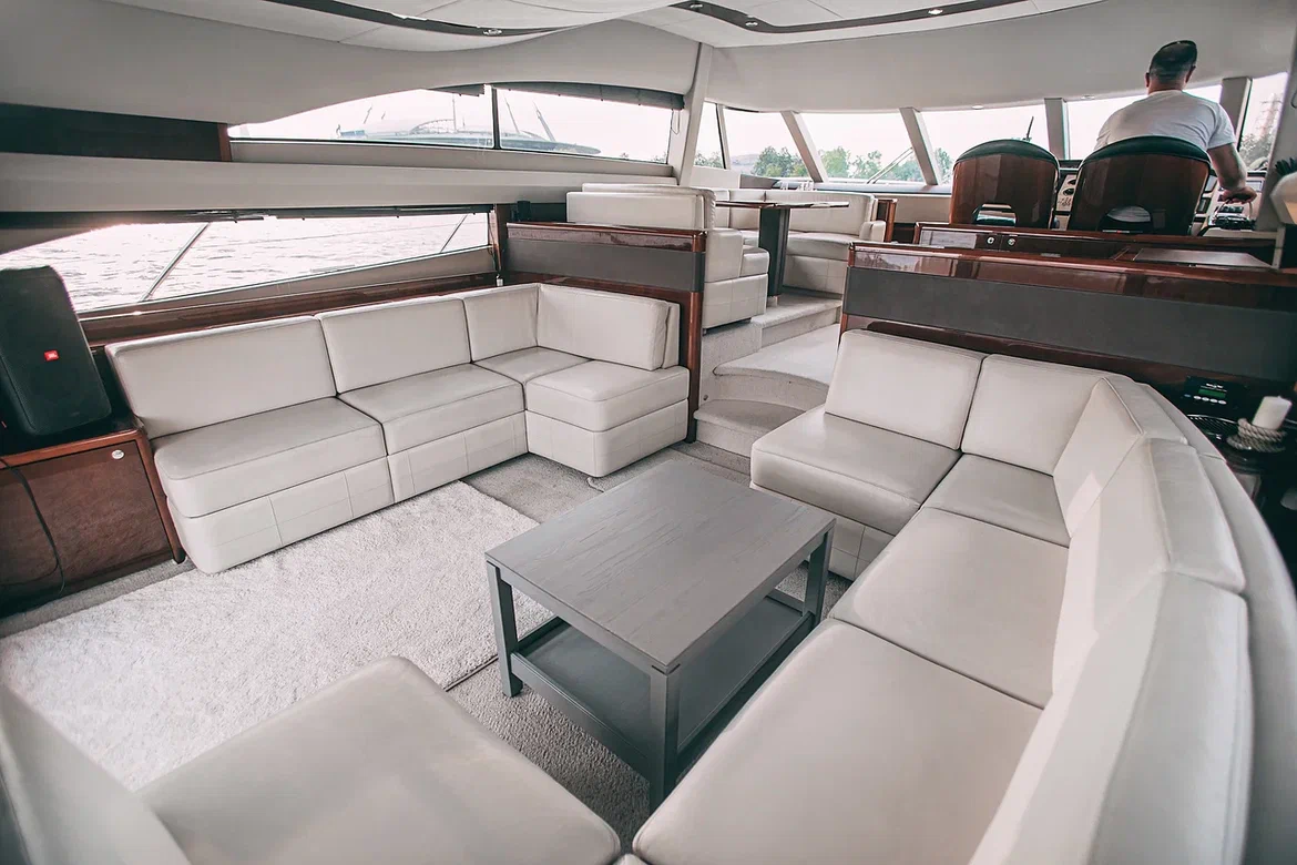 Аренда яхты Princess 58 image- 12